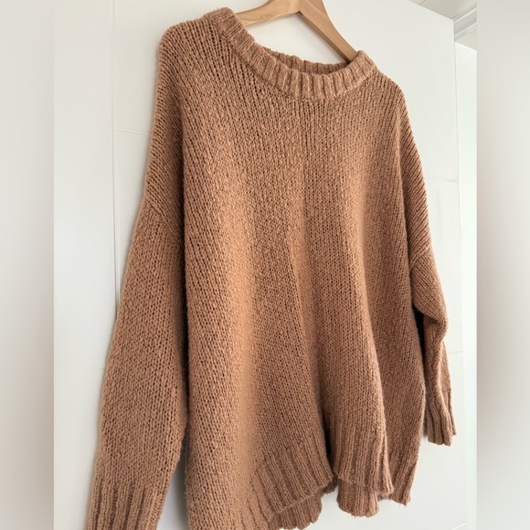Aerie “Big Sky” Oversized Wool + Alpaca Blend Sweater, size small. So soft!!! - Picture 3 of 8